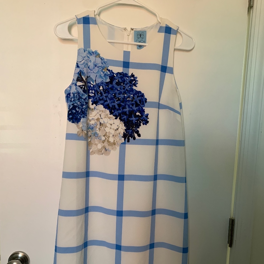 CeCe Hydrangea Dress Size 4